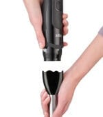 ⁦براون خلاط يدوي مالتي كويك 5 – قدرة 1000 واط، 21 سرعة، محضر طعام بسعة 1.5 لتر، خافق وكوب 0.6 لتر، تقنية مقاومة لرذاذ الماء، موديل MQ5285BK، لون أسود⁩ - الصورة ⁦2⁩