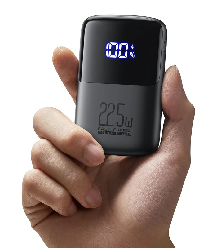 ⁦اي ان يو باور بانك 10000mAh – شحن سريع PD 3.0 & QC 4.0، تصميم مدمج، 3 مخارج، USB-C – أداء قوي في حجم صغير⁩ - الصورة ⁦1⁩
